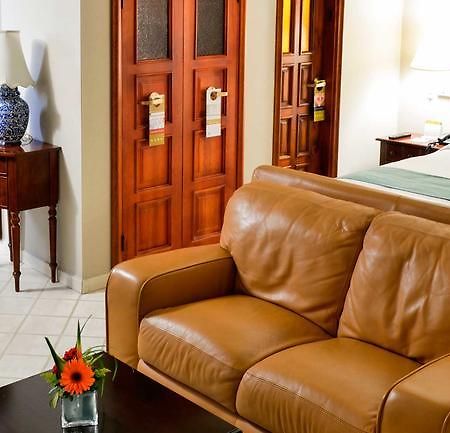 Hotel Plaza Del Libertador تيجوسيجالبا المظهر الخارجي الصورة